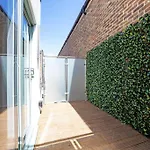 Private Terrace Fulham 3 Bed 2 Baths