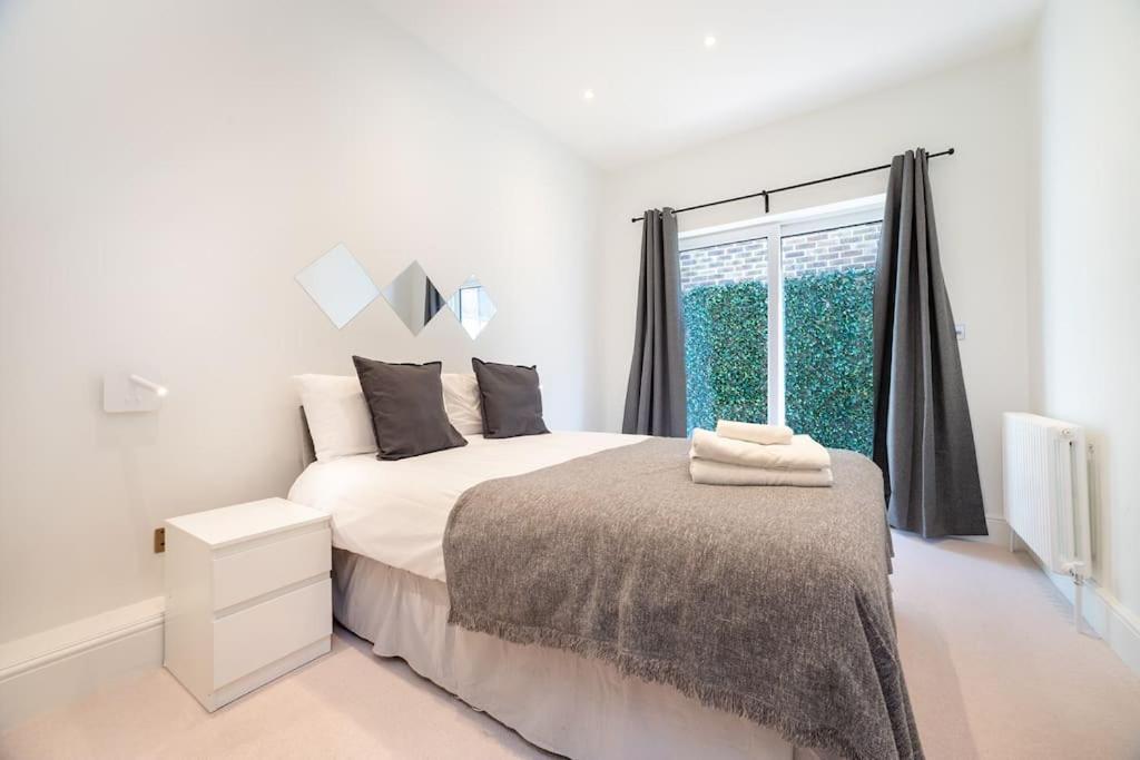 Private Terrace Fulham 3 Bed 2 Baths Appartamento *