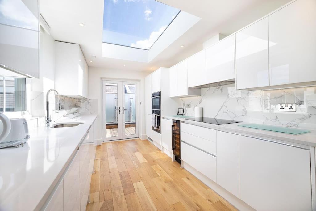 Private Terrace Fulham 3 Bed 2 Baths * Londra