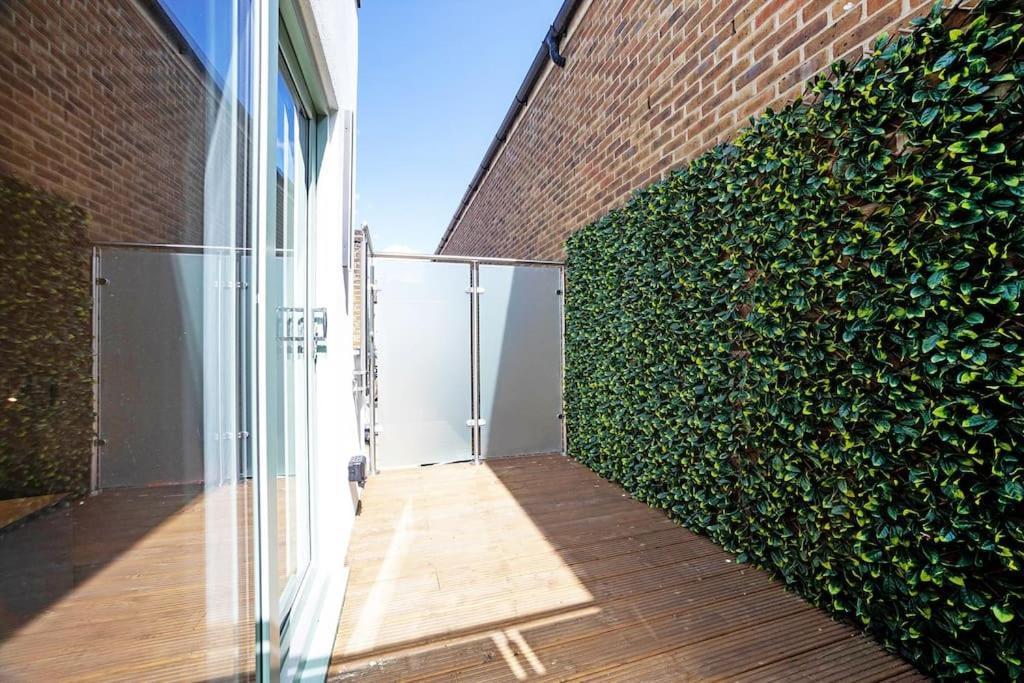 Private Terrace Fulham 3 Bed 2 Baths * Londra